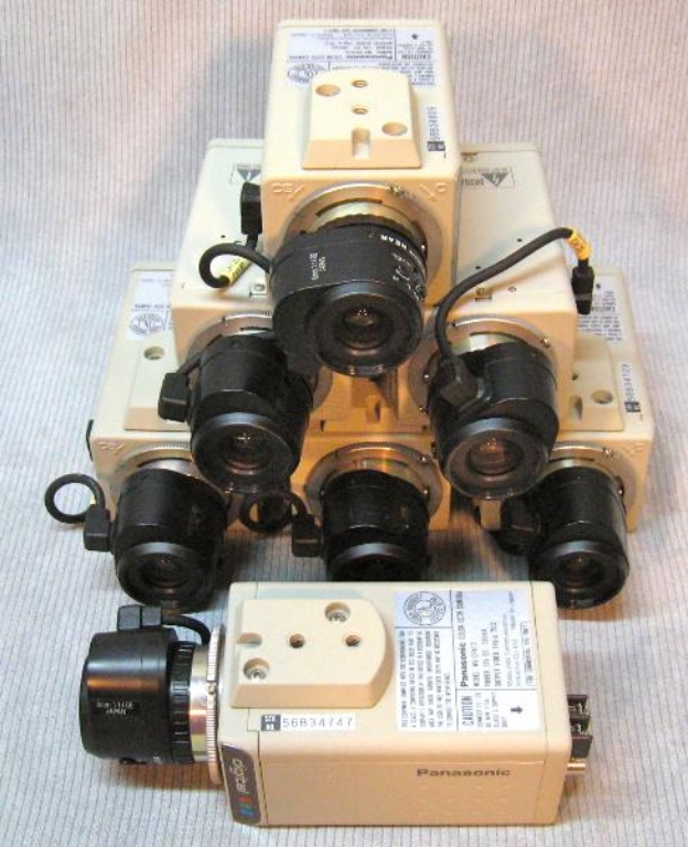 Image sur Panasonic WV-CP412 Cameras (For Parts or Repair)