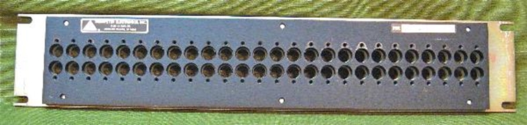 Afbeelding van Blank Patch Panels Trompeter 52 Position