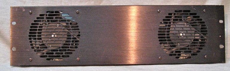 Image sur Middle Atlantic Exhaust Fan Kit (KO-AWFP2 type)
