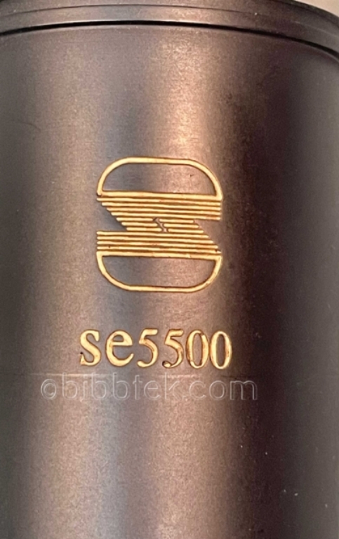 Afbeelding van SE Electronics model SE 5500 large diaphragm, tube condenser microphone.